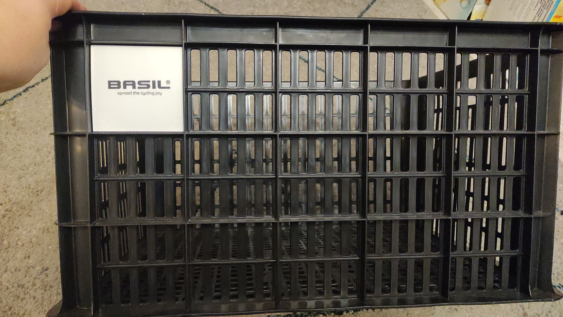 Kosz rowerowy na bagażnik BASIL Bicycle Crate L