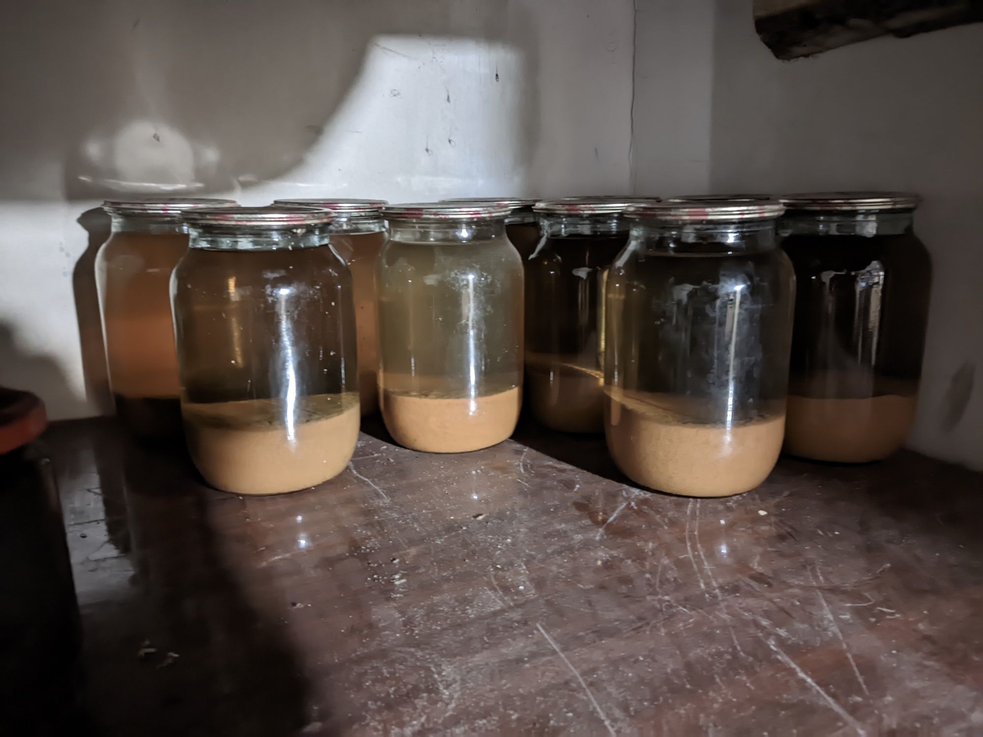 Продам яблочный  томатный морковный,,