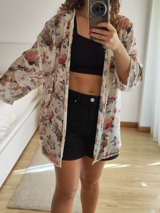 Quimono com flores