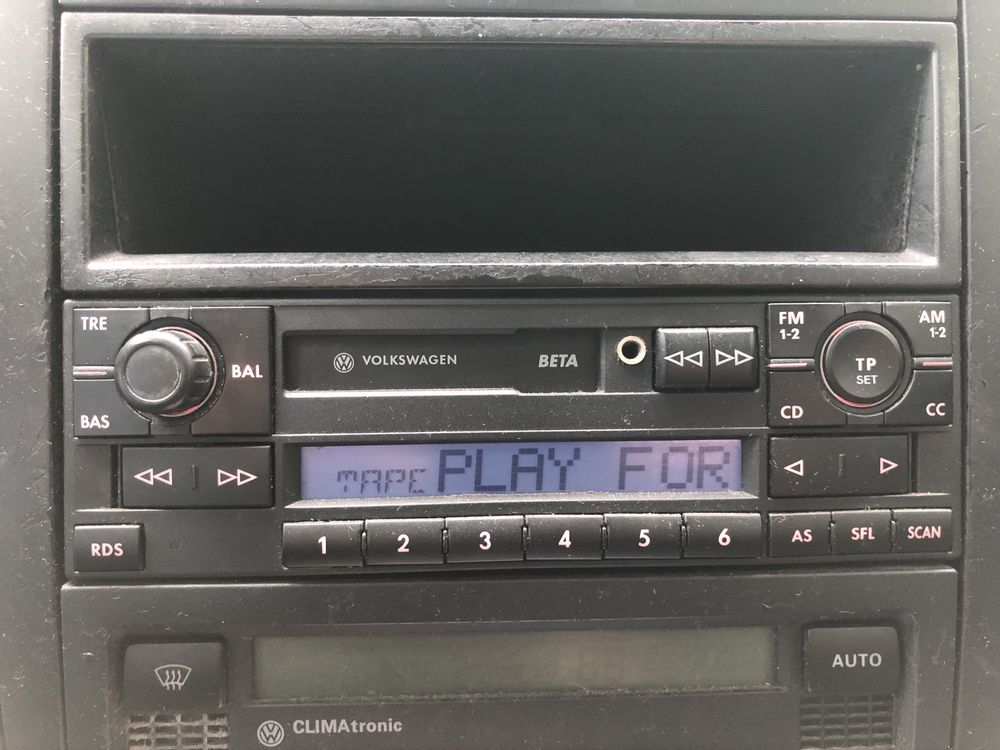 Radio Golf 4 IV Beta AUX