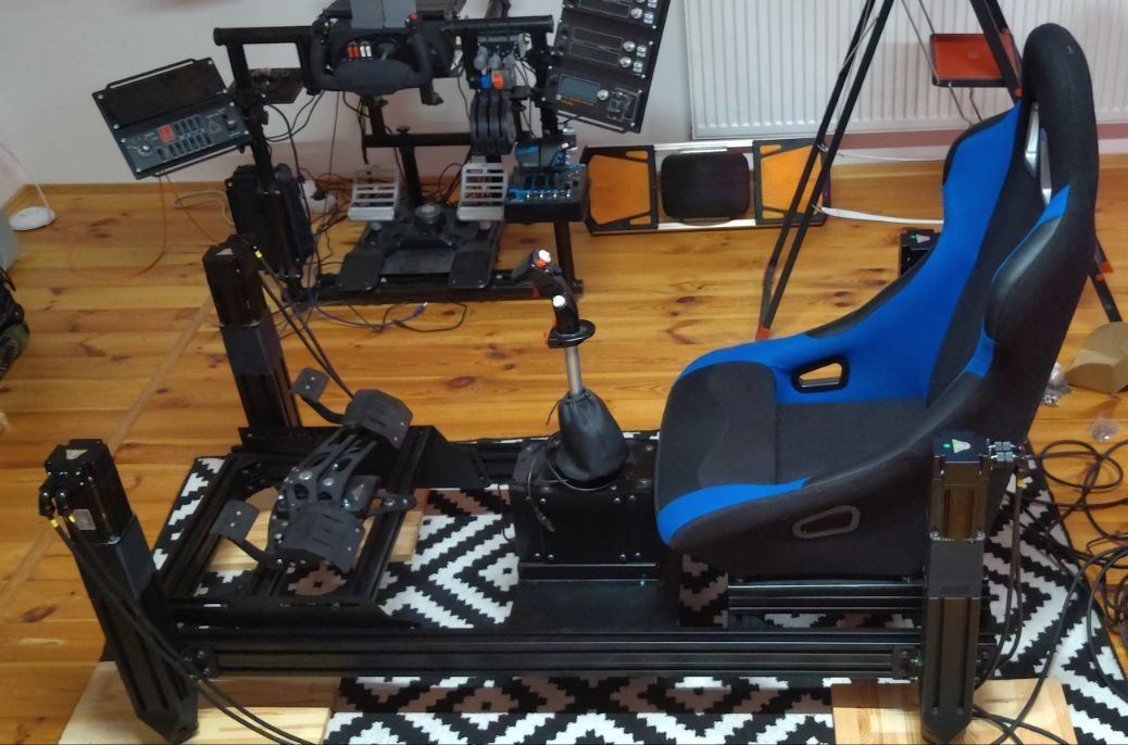 Кокпіт, Тріпл скріни, Ковши для сімрейсинга Fanatec, Trastmaster