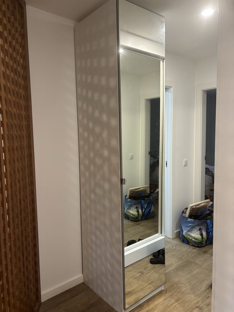 Módulo de Roupeiro PAX IKEA com porta espelho