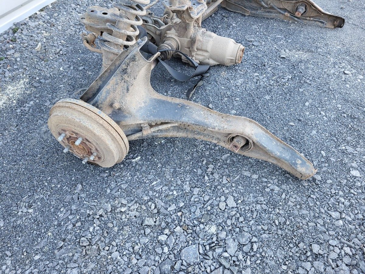 honda crv 2.0 wózek belka zawieszenia tył