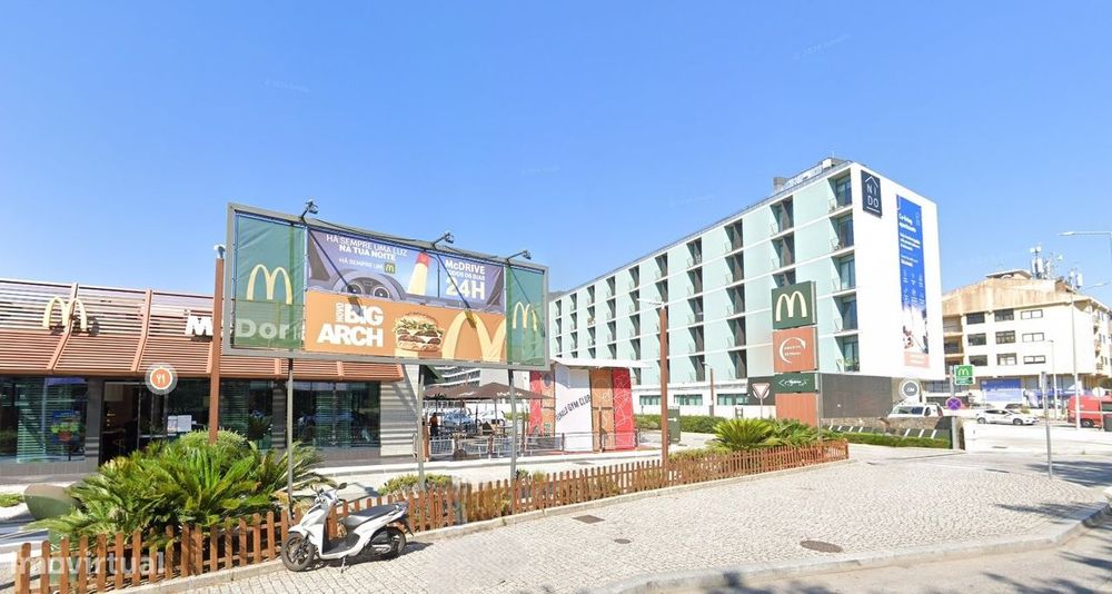 Casa T2 Toda remodelada - Ao H. S. João / Metro / Pólo Univesitário