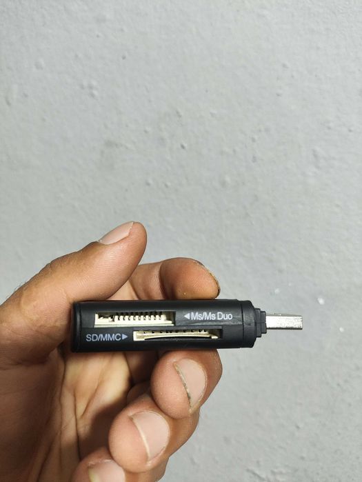 External Hard Drive 276 GB and SD Card 128 GB64354211746305124