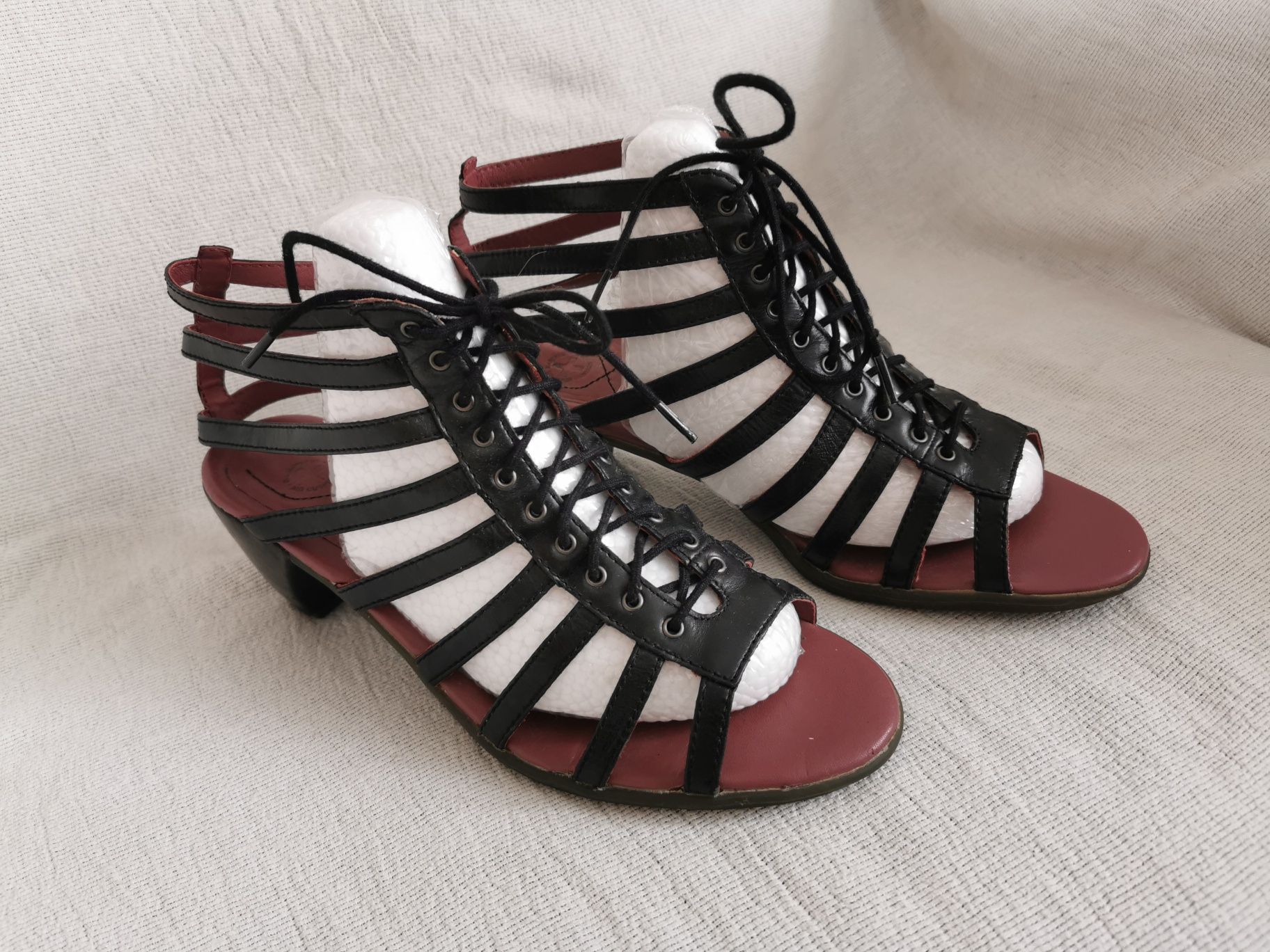 Dr. Martens Gladiator sandały rzymianki na obcasie 39
