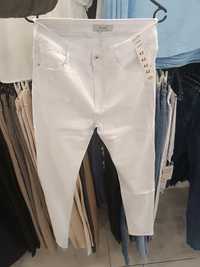 Białe spodnie Daysie 44 46