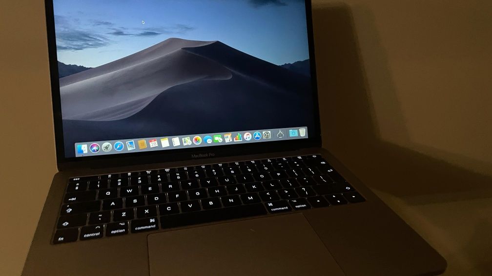 Sprzedam MacBook