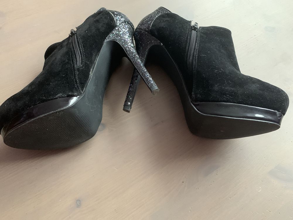 Buty damskie na obcasach 39 Centro.