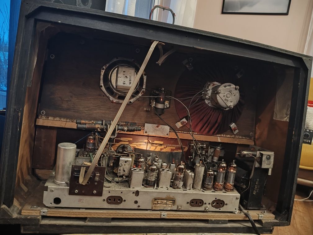 Radio lampowe Philips B6X63A