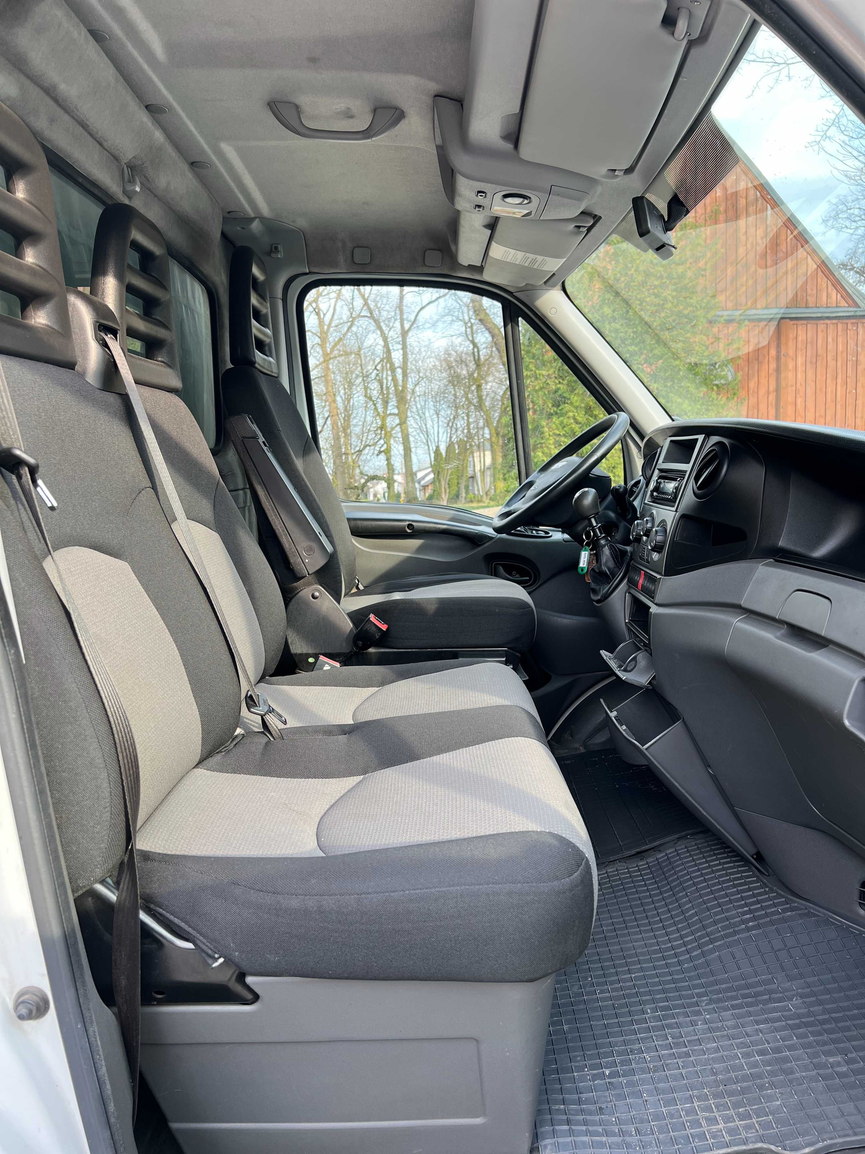 Iveco Daily 50C15 3.0 2014 rok 12 palet 6.10 m paka kat. "B" do 3.5t