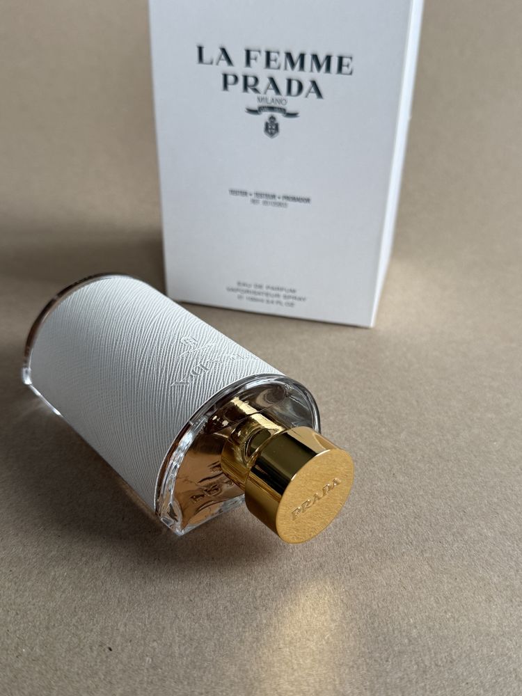 Prada La Femme Prada парфумована вода 100 мл.