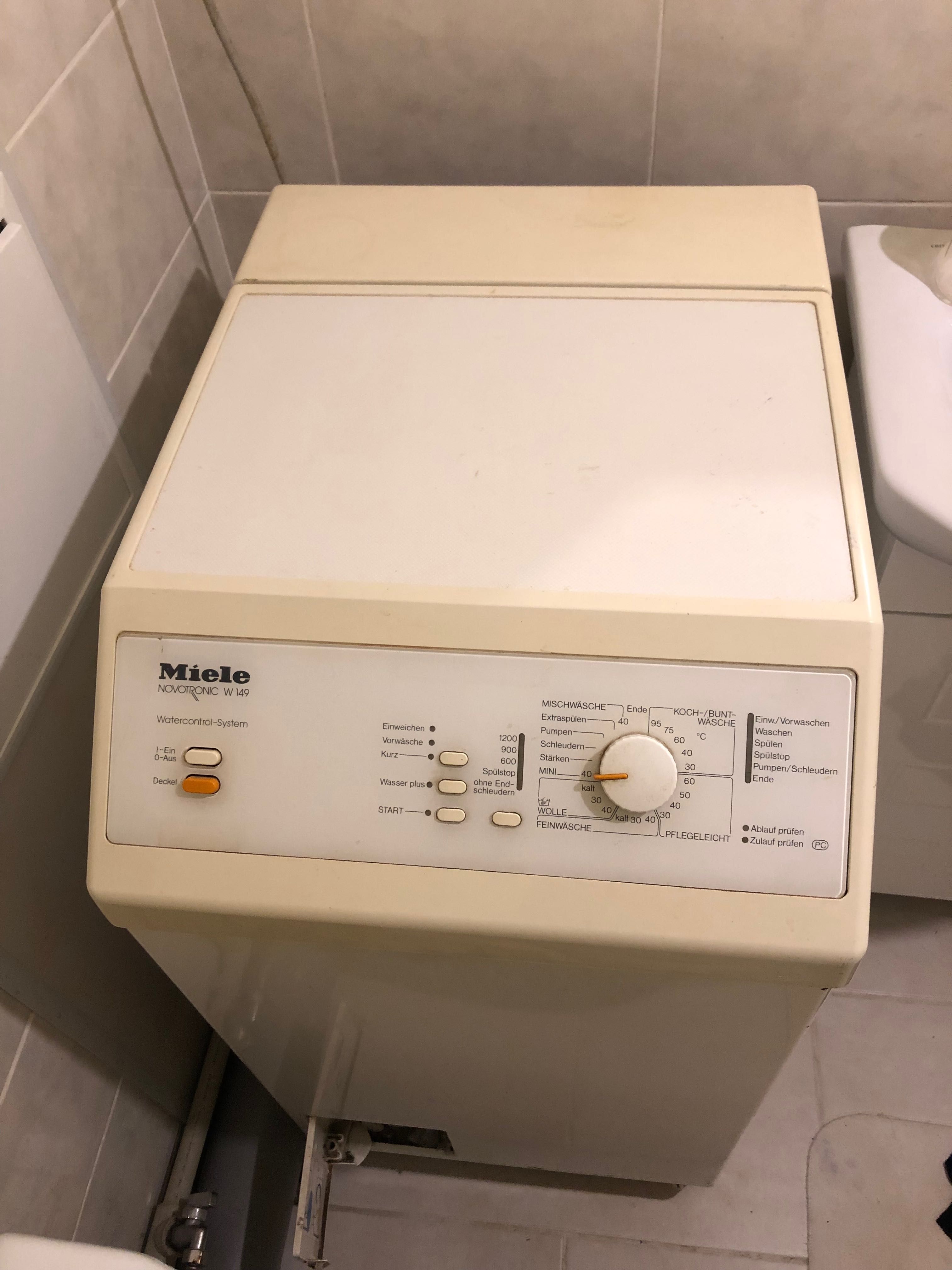 Пральна машина Miele