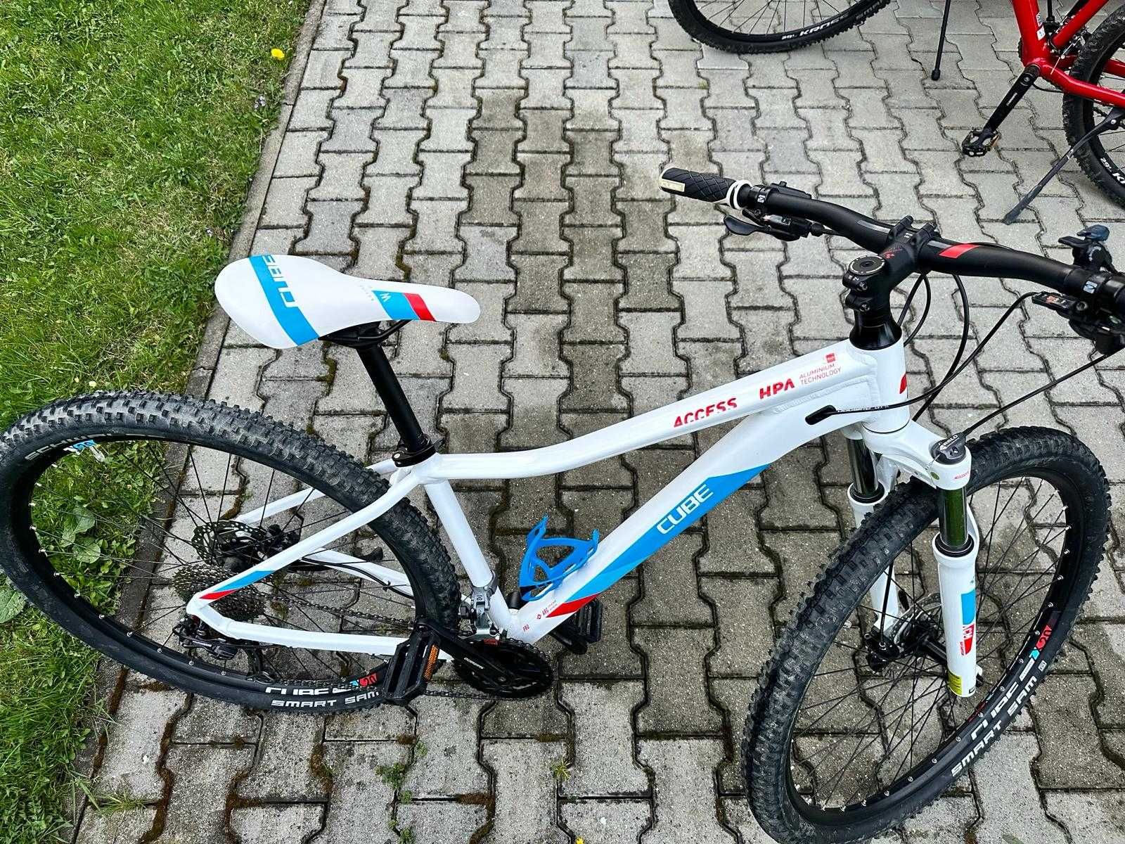 Rower górski MTB Cube rama 17 cali koła 29 przerzutki Shimano 3x9