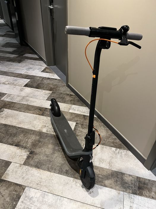 Trotinete elétrica Segway Ninebot E2 Plus