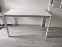 Stół biały Ikea.
