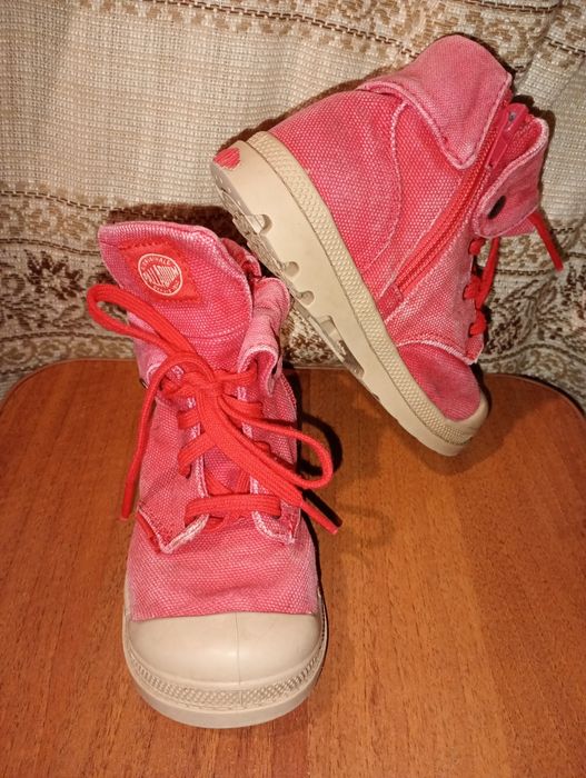 Высокие кеды PALLADIUM 27,5 размер.