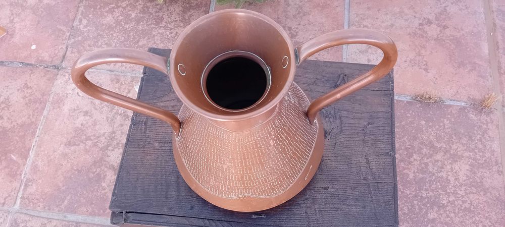 Vintage Peça de cobre artesanal  design francês de Jean Goarder!