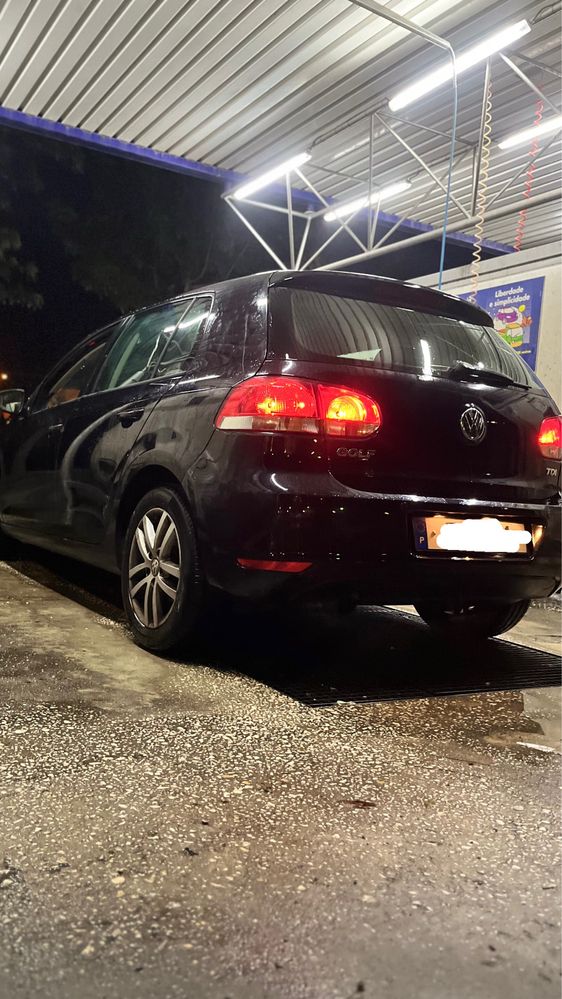 Volkswagen Golf VI 1.6 TDI – 2009 |