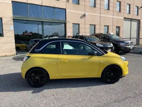 Opel Adam 2015 р