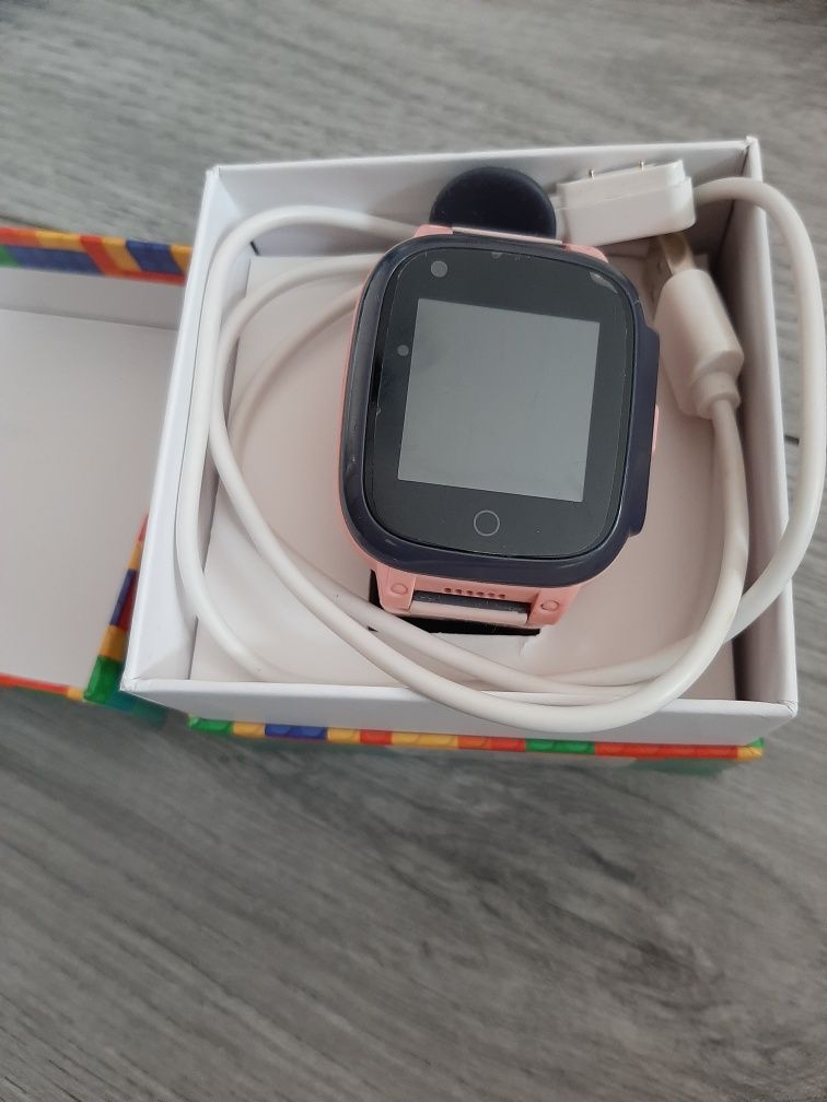 Смарт-годинник дитячий Gelius Care з GPS трекером pink (GP-PK004)