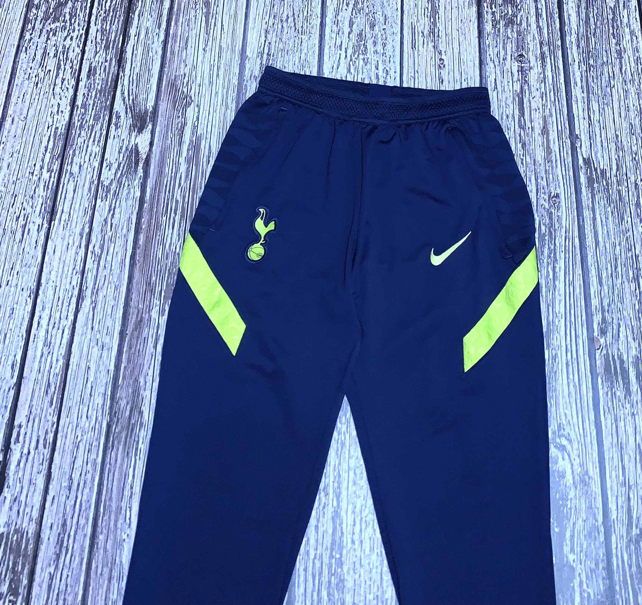 Спортивные брюки Nike для подростка , размер S
