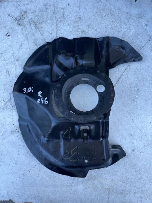 Osłona tarcza kotwiczna prawa duża Bmw e46 330i 330d