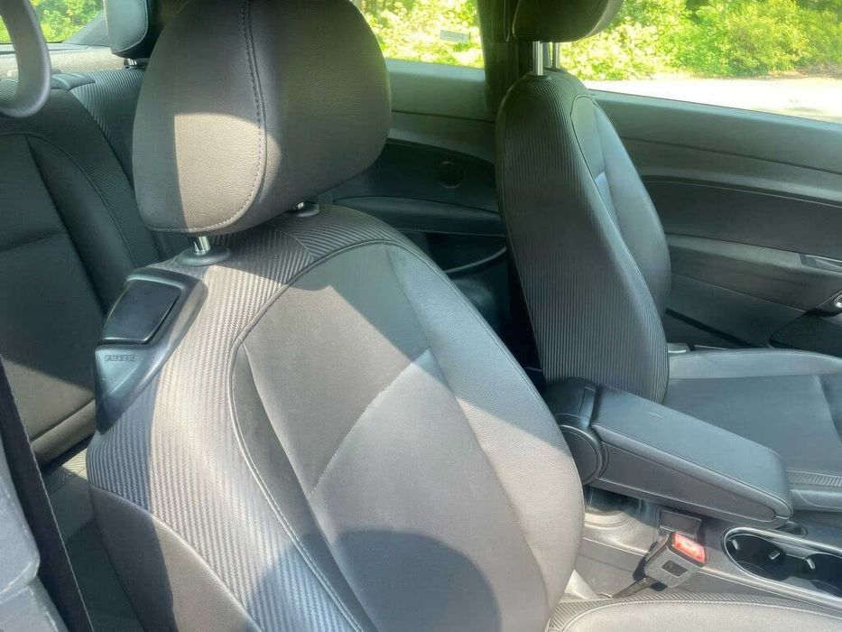 Volkswagen Beetle S      2017