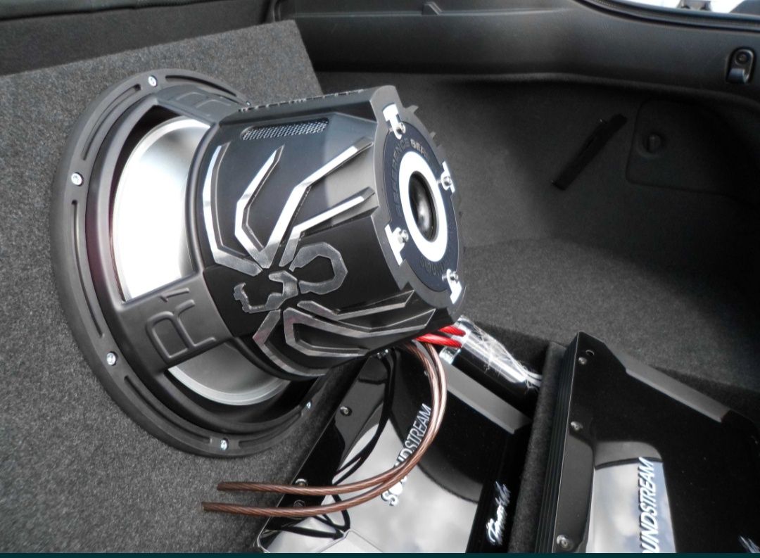 Subwoofer Soundstream reference r1 15"