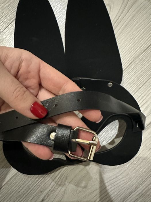 Шкіряні маски на обличчя