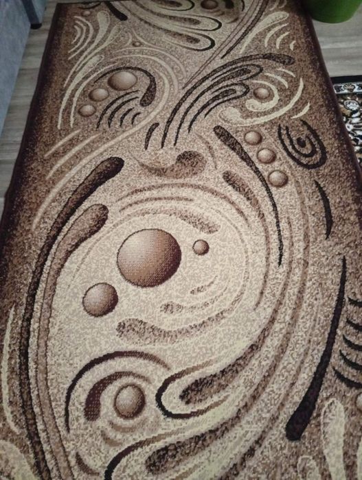 Коврова доріжка, килим