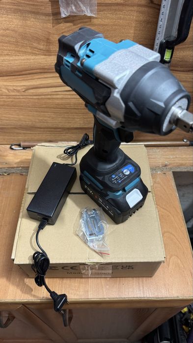 Akumulatorowy bezszczotkowy klucz udarowy 1/2 calal Makita