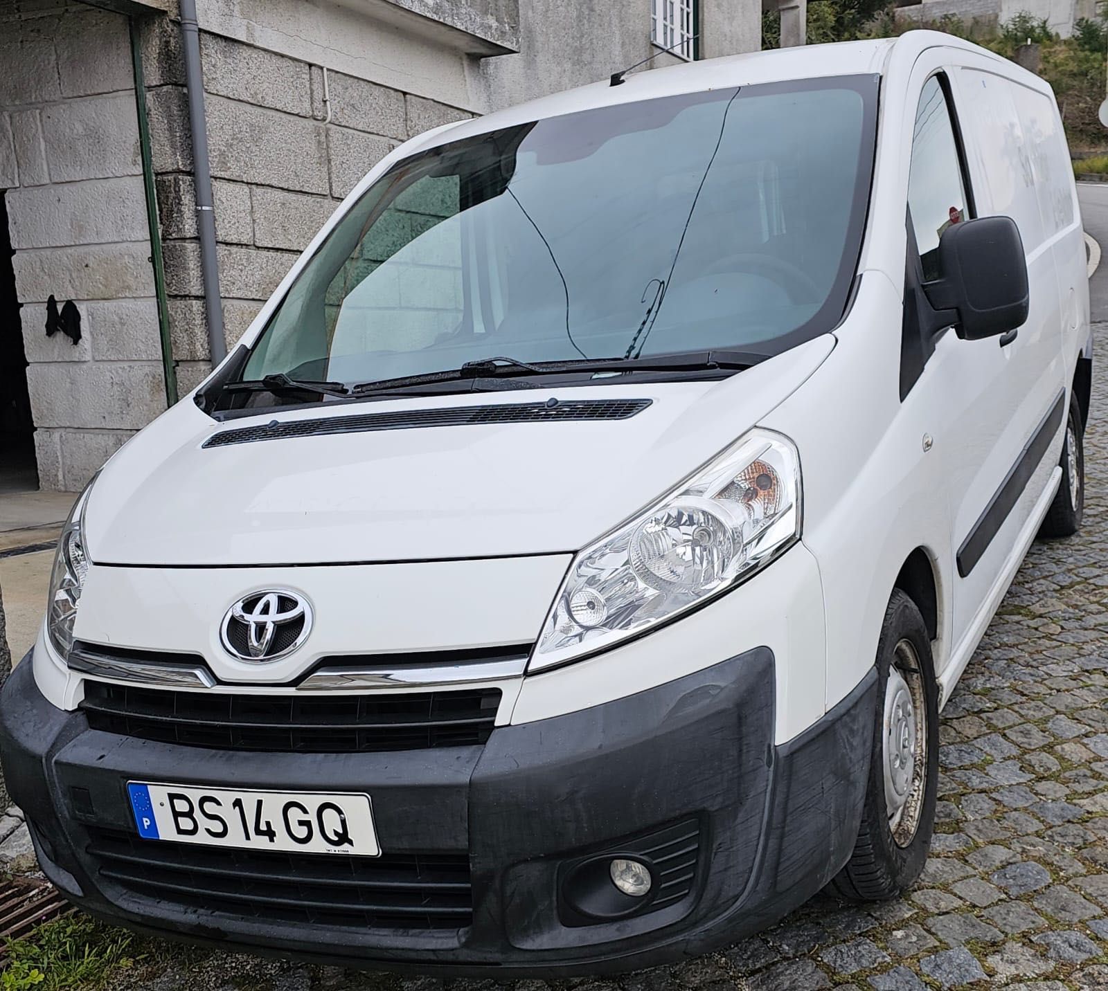 Toyota Proace 2014 longa motor 2.0 de 128cv. Aceito retoma.