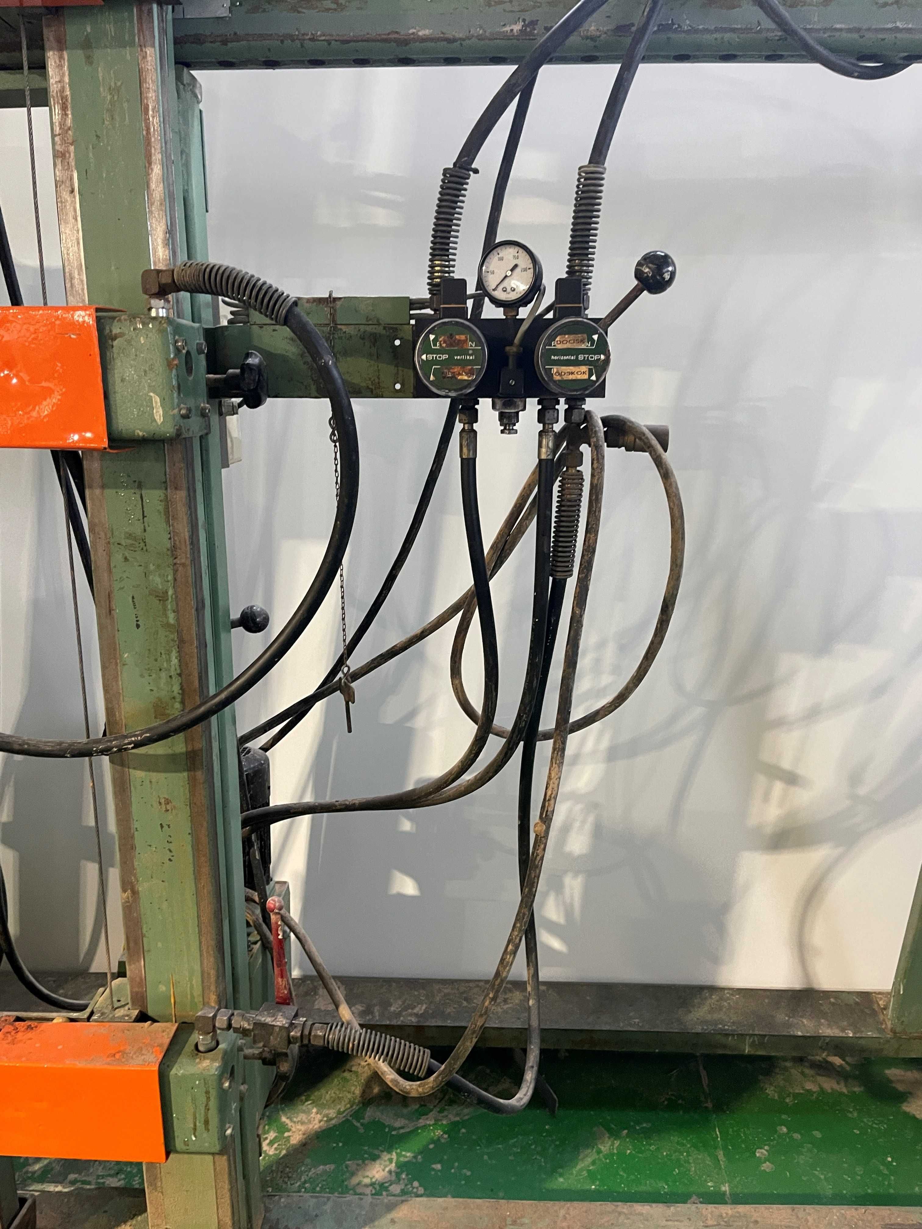 Prasa hydrauliczna Hess Pressen