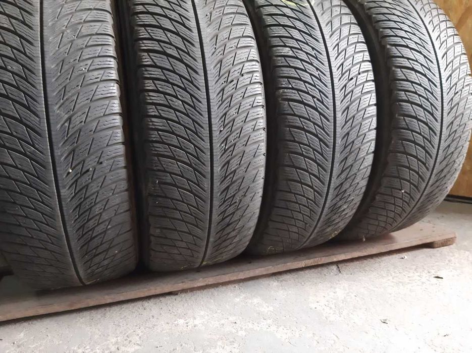 235 50 19 Michelin Pilot Alpin 5 SUV шини зимові