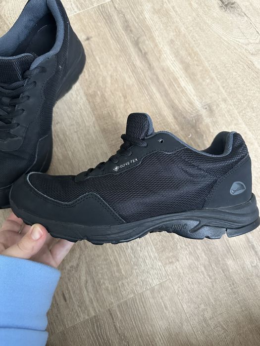 Чоловічі кросівки для трекінгу з Gore-Tex Viking 40 розмір 26 см