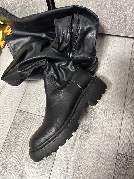 Ботфорти Zara, дуже стильні, розмір 37