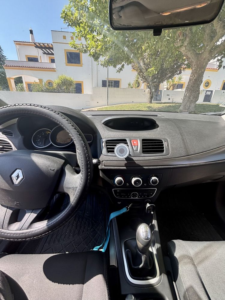 Renault Mégane 1.5 dCi –190mil km – Muito estimado e económico