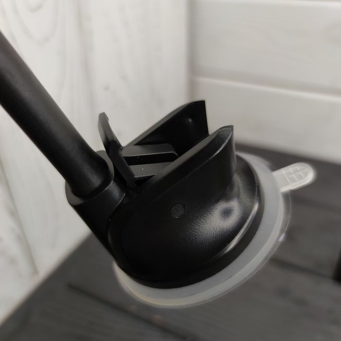 Магнитный держатель на присоске. Авто холдер для телефона. CT 303