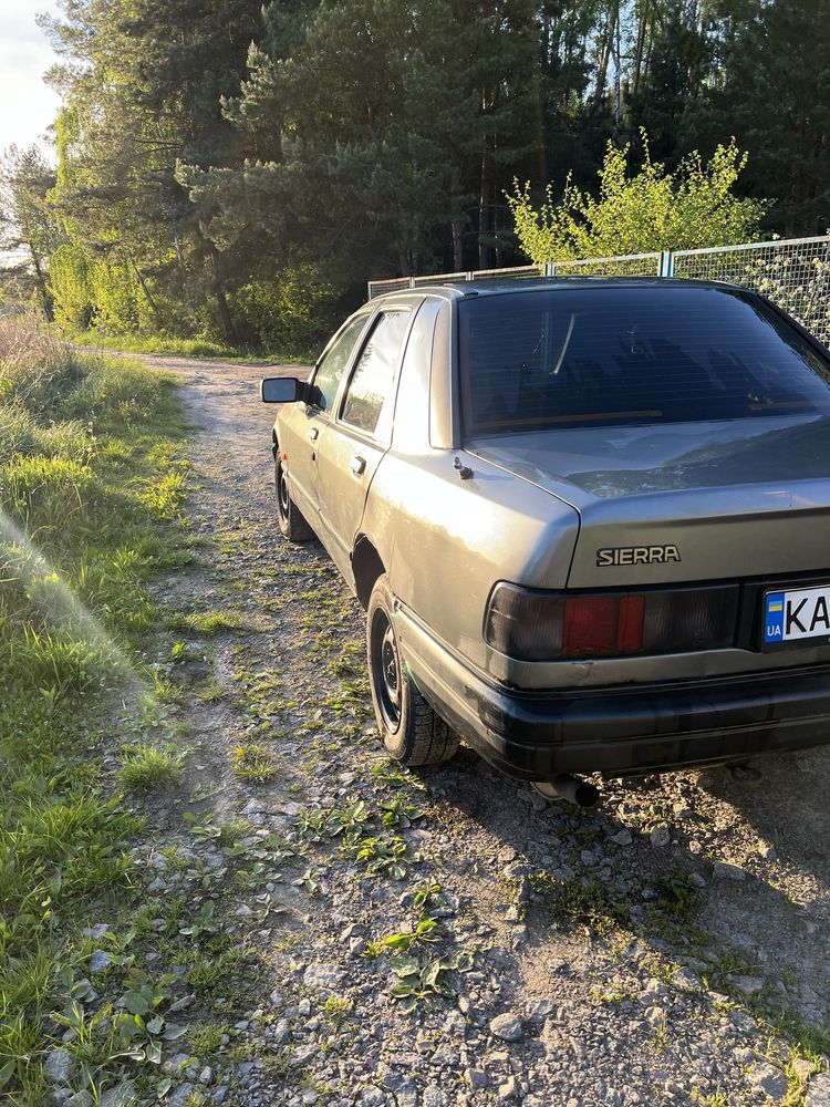 Ford sierra 2.0 dohs