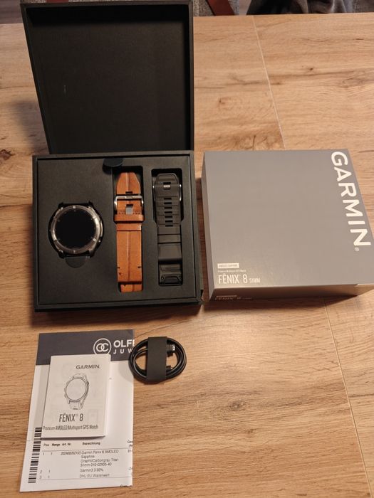 Garmin Fenix 8 Sapphire Titan 51mm, BDB stan, dwa paski
