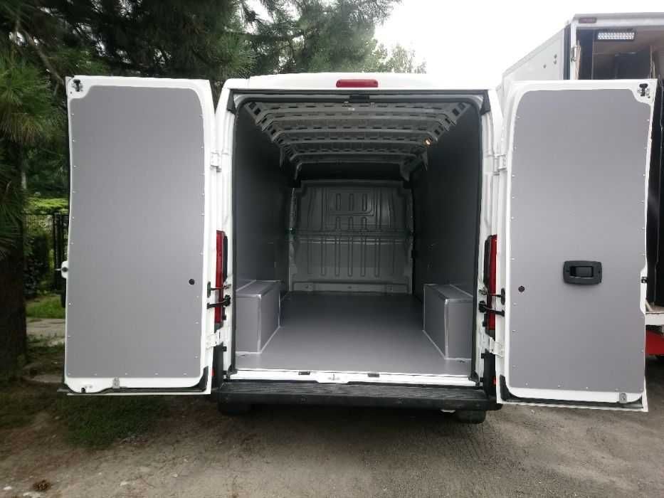 Peugeot Boxer L3H2-Zabudowa przestrzeni ładunkowej PREMIUM