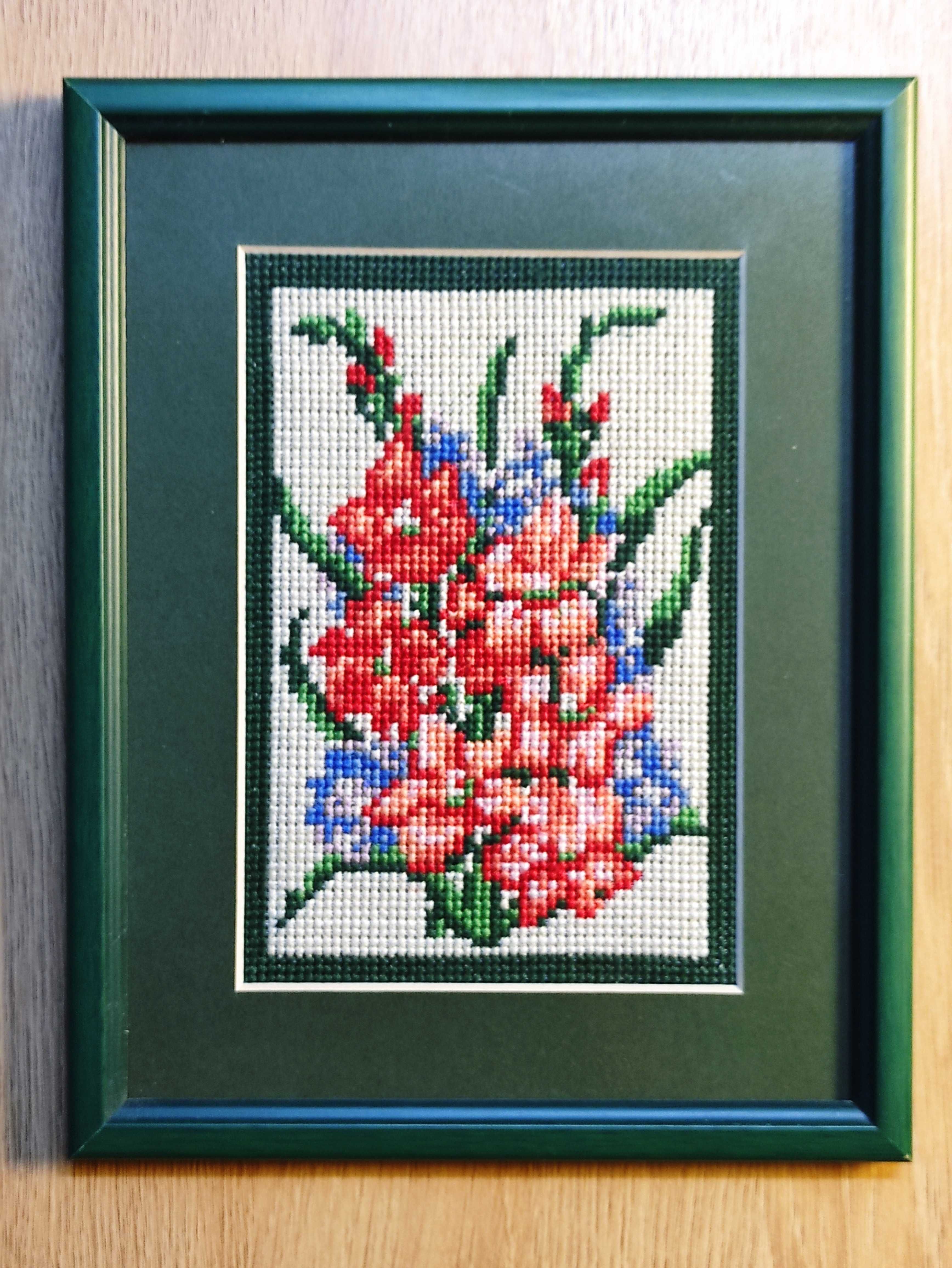 Obraz haftowany / obraz tkany - motyw kwiatowy, 20x25 cm