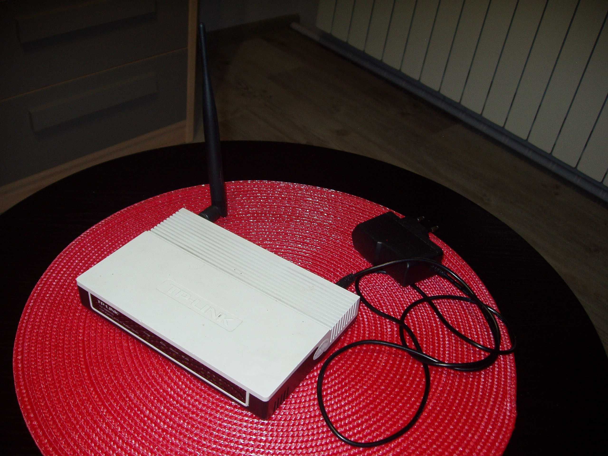 Router TP Link TD 8901G wraz z zasilaczem