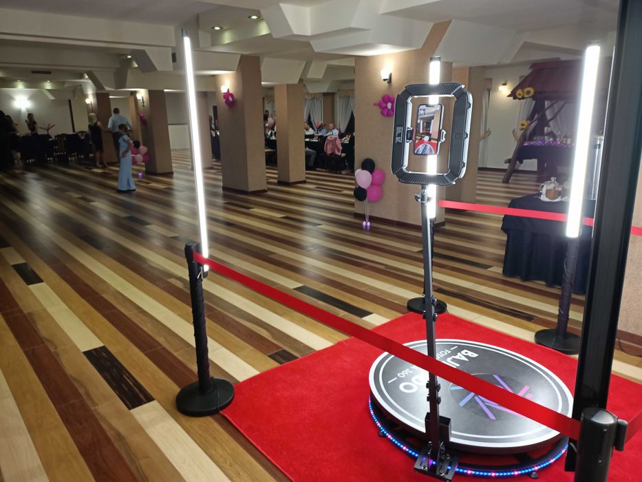 Fotobudka 360 na imprezę - wesela, urodziny, imprezy firmowe