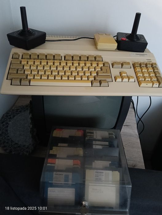Amiga 500 kompletna
