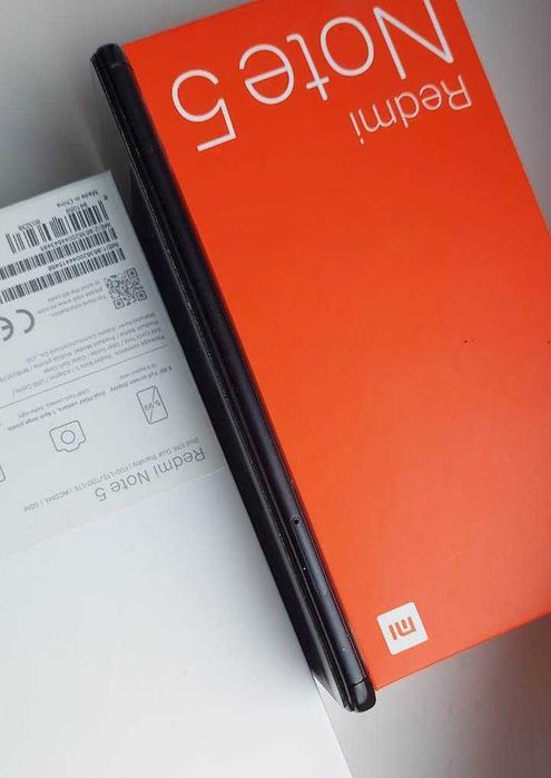 Xiaomi Redmi Note 5 4/64 gb  Повний комплект