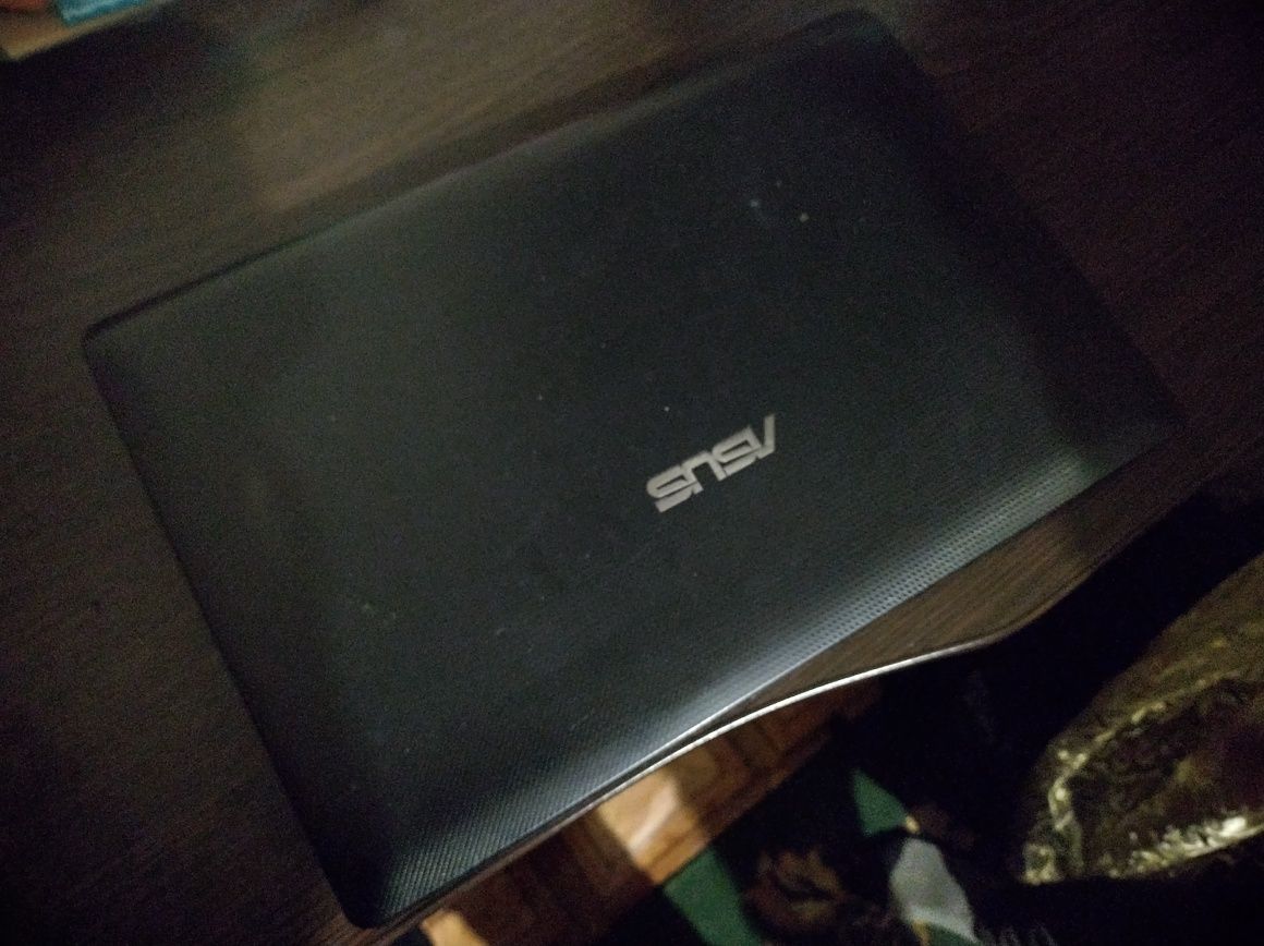 Ноутбук Asus І3 ОЗУ-4GB