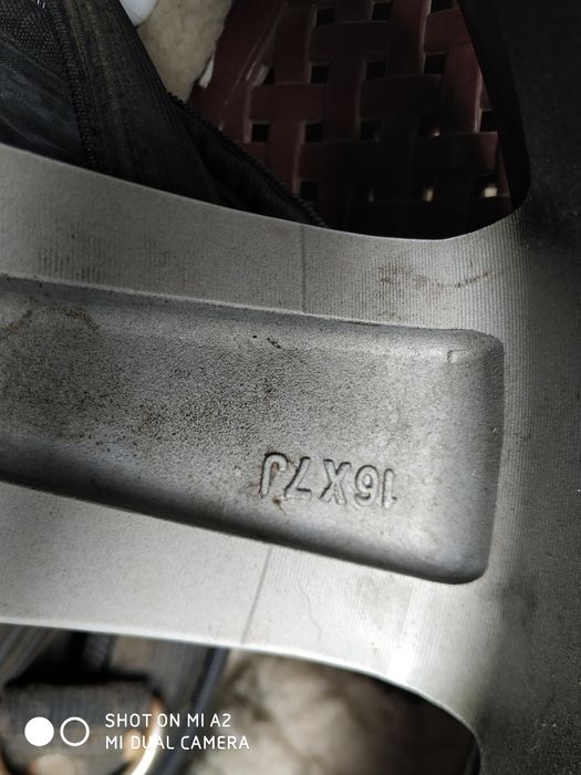 Литые диски для авто R16