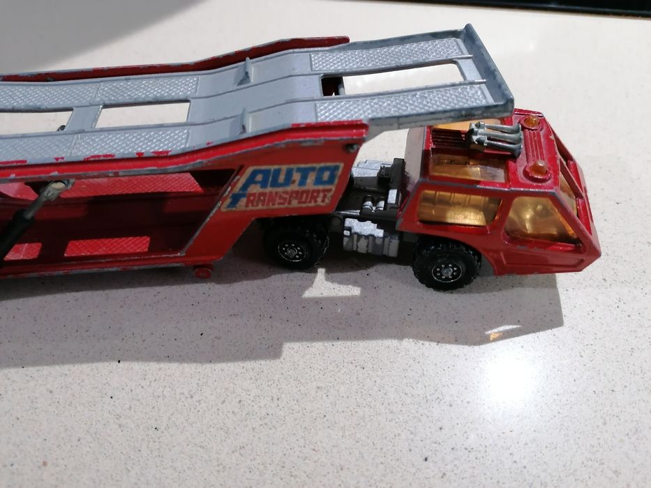 Matchbox K-10 Cartransporter